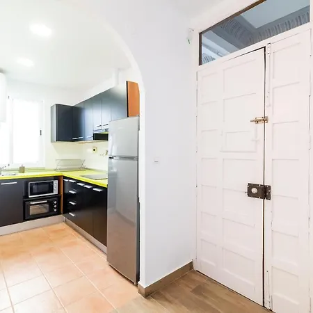 Apartment Wekey Homes San Miguel Con Patio, Centro Ciudad Granada